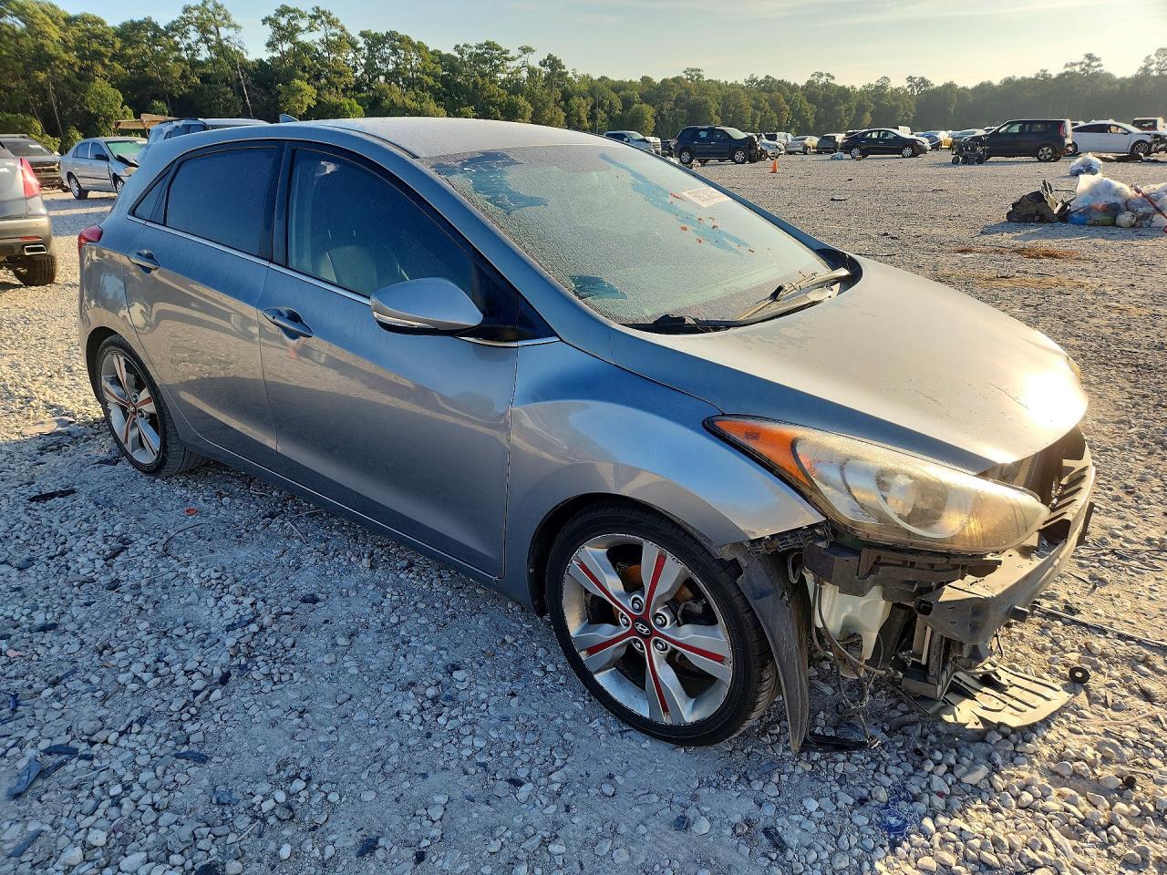 2015 Hyundai Elantra Gt Base - Image 4