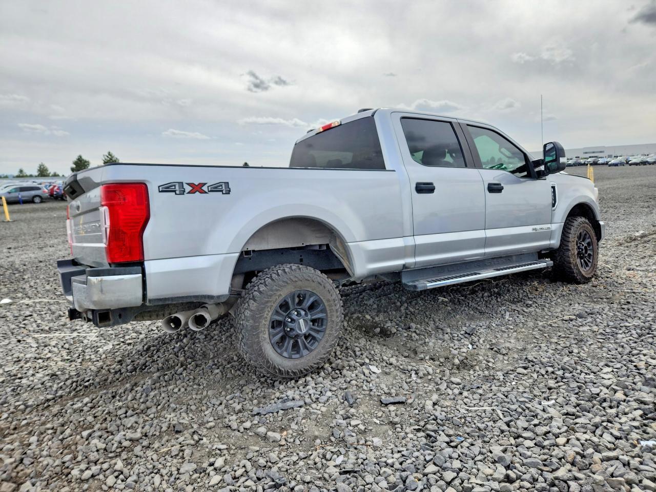 2020 Ford F250 Super Duty - Image 3