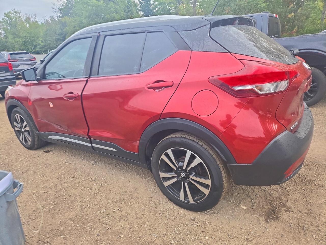 2018 Nissan Kicks S - Image 2