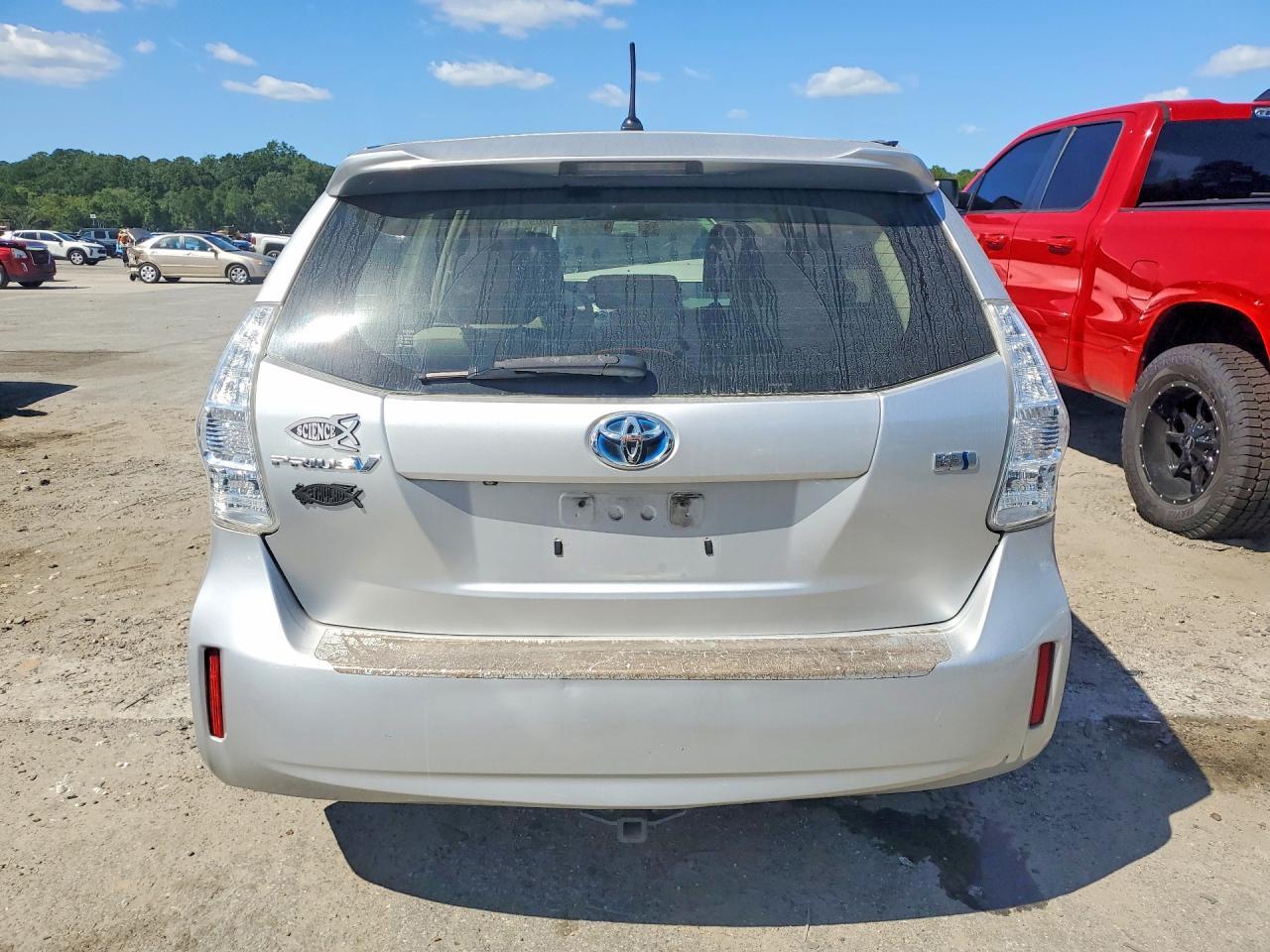 2012 Toyota Prius V Two - Image 6
