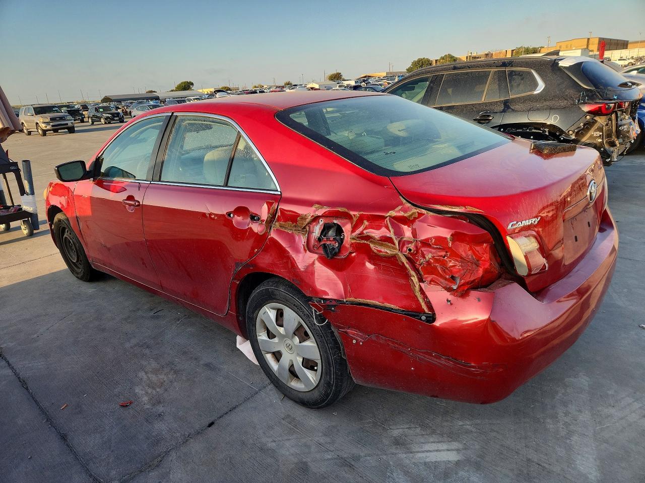 2009 Toyota Camry Le - Фото 2