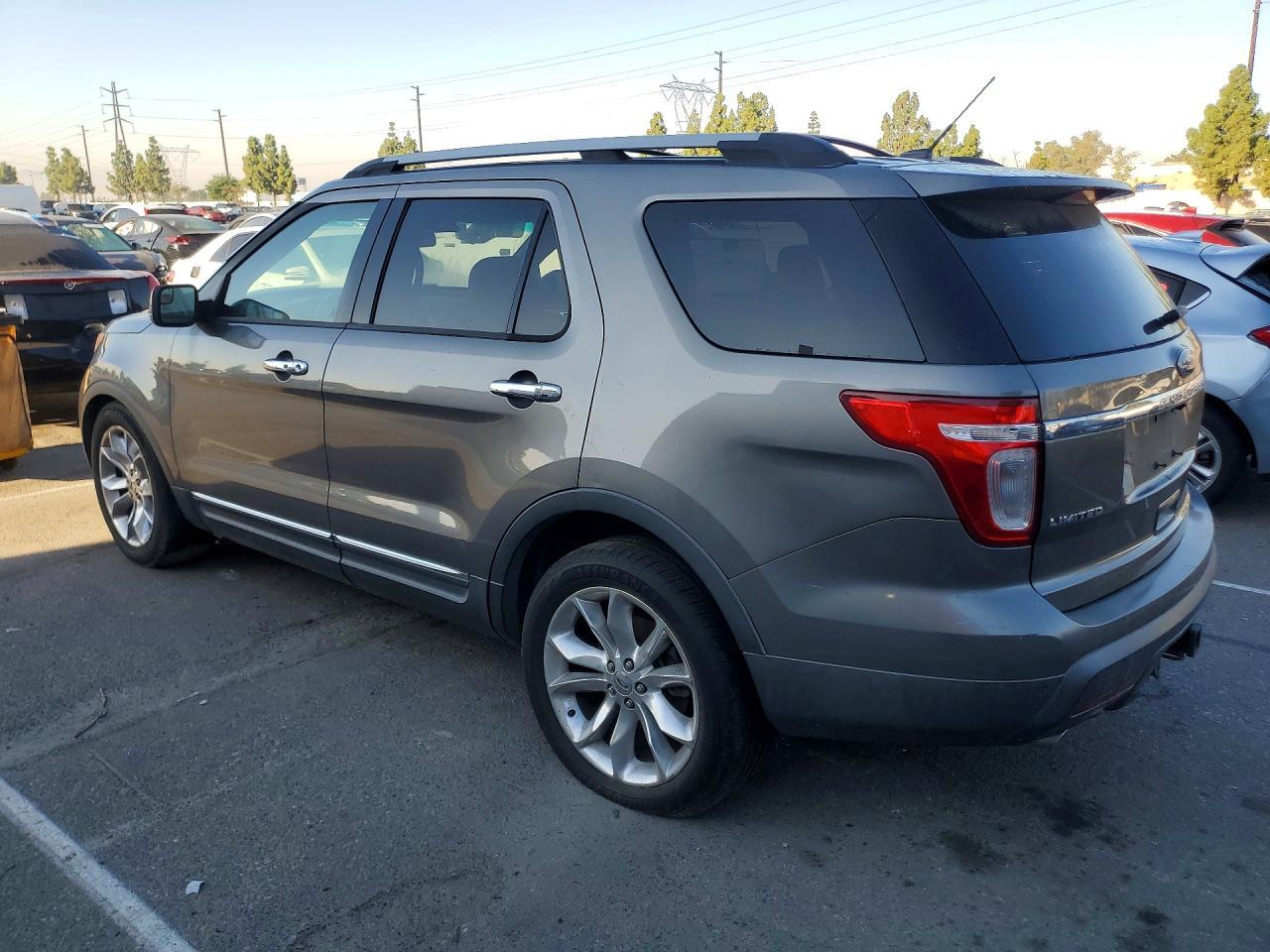 2011 Ford Explorer Limited - Image 2