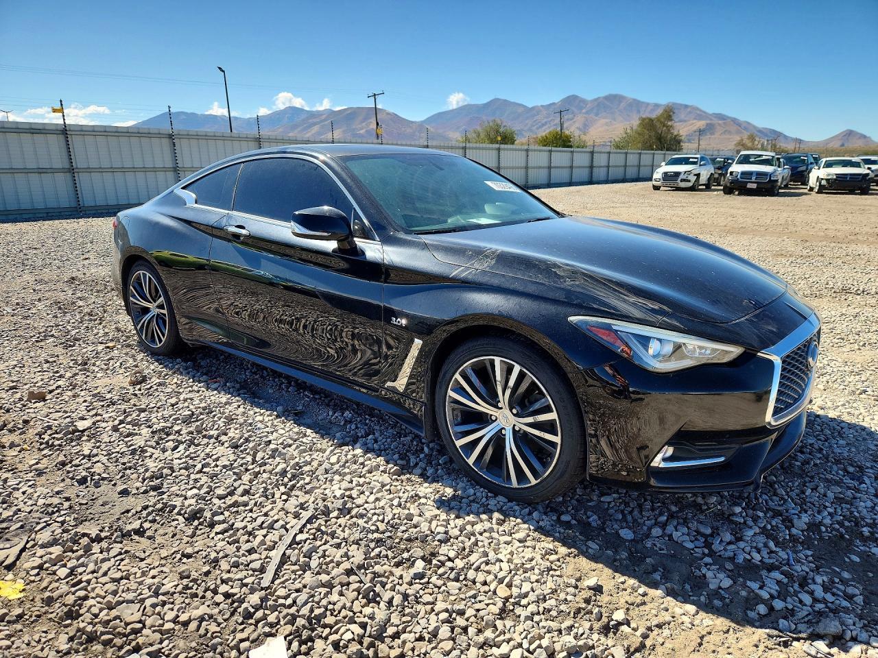 2018 Infiniti Q60 3.0T Luxe - Фото 4