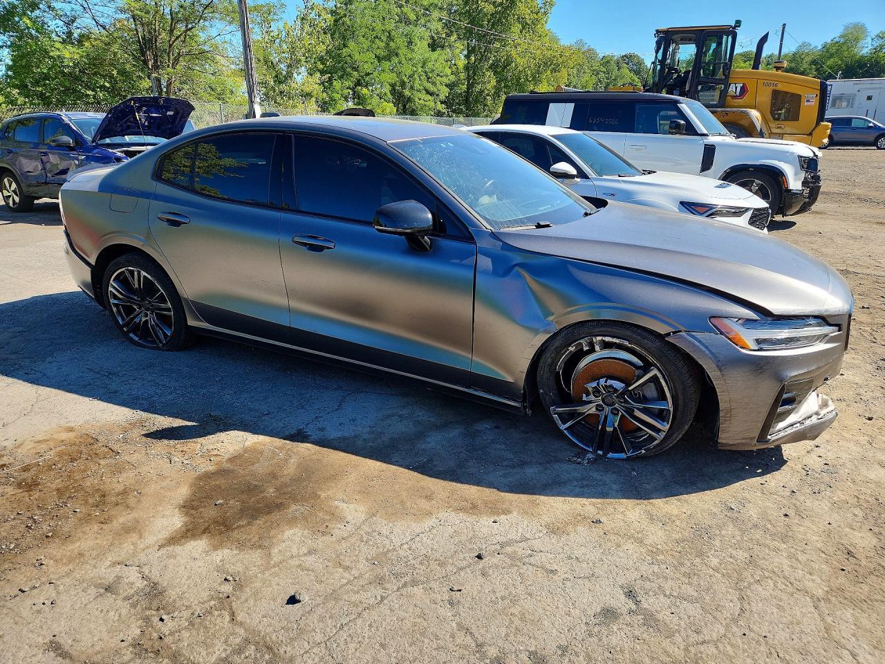 2021 Volvo S60 T6 R-Design - Фото 4