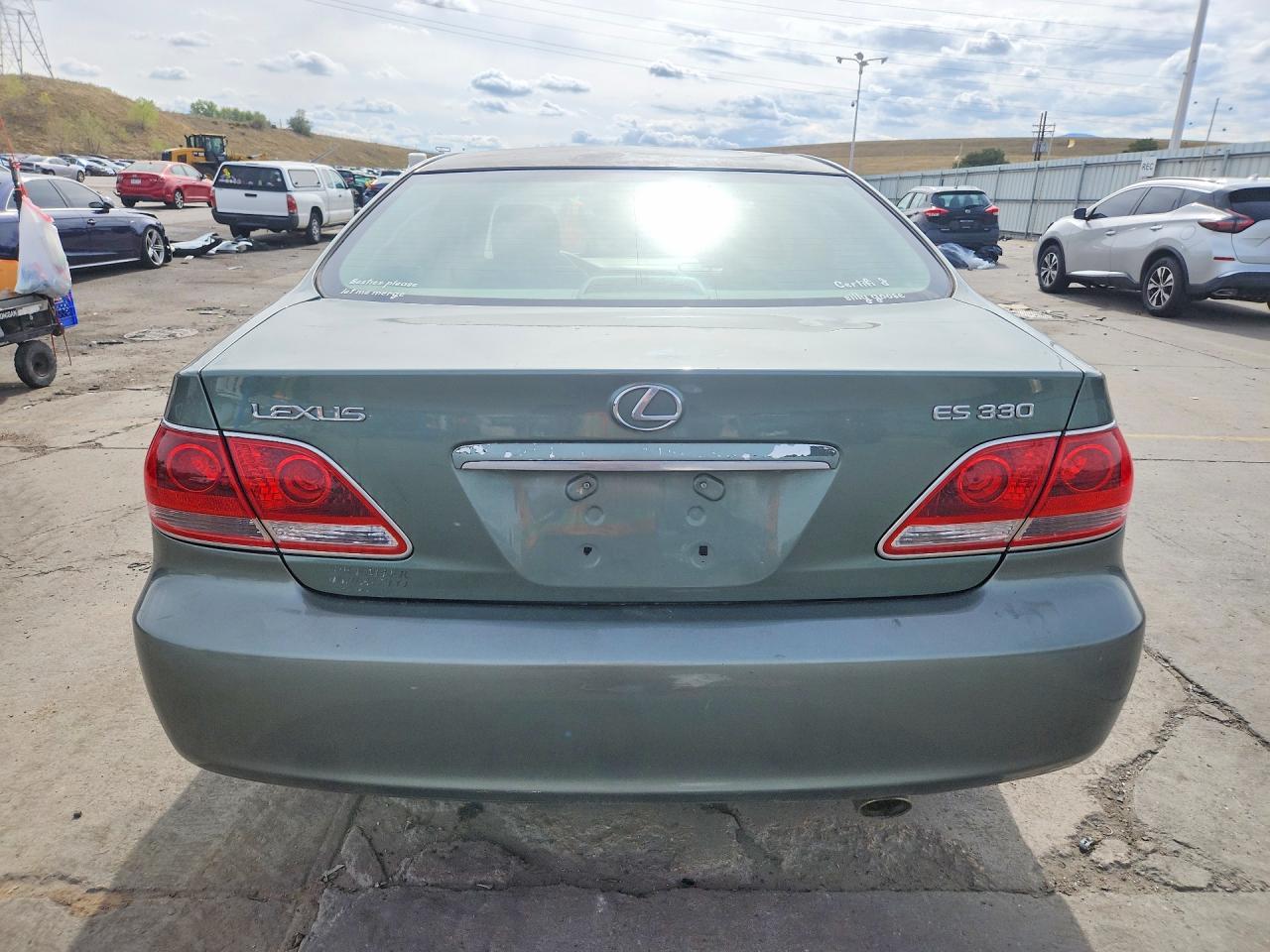 2005 Lexus Es 330 - Image 6