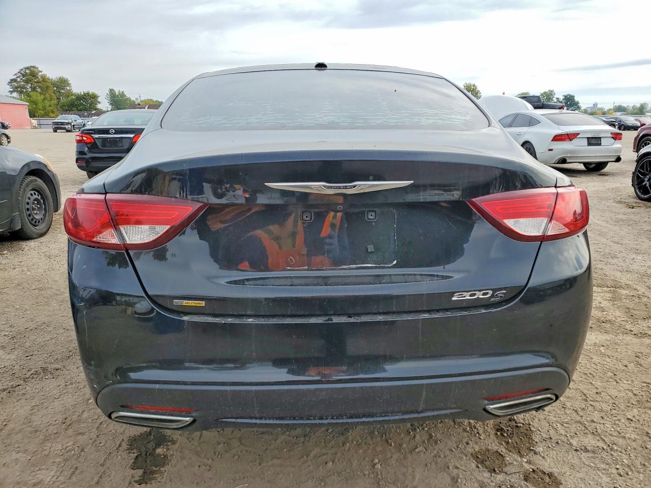 2016 Chrysler 200 S - Фото 6