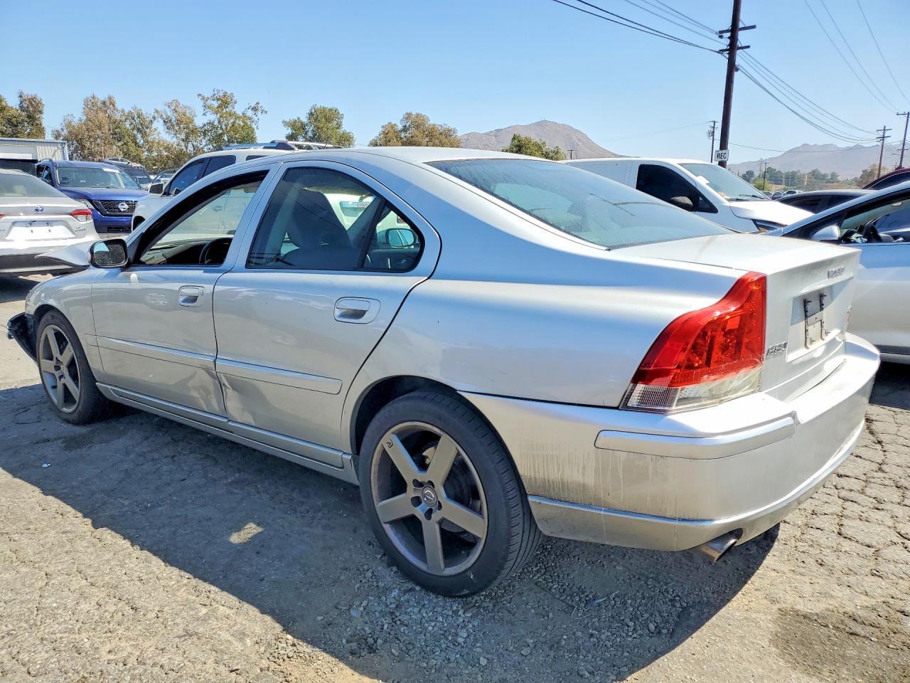 2007 Volvo S60 2.5T - Фото 2