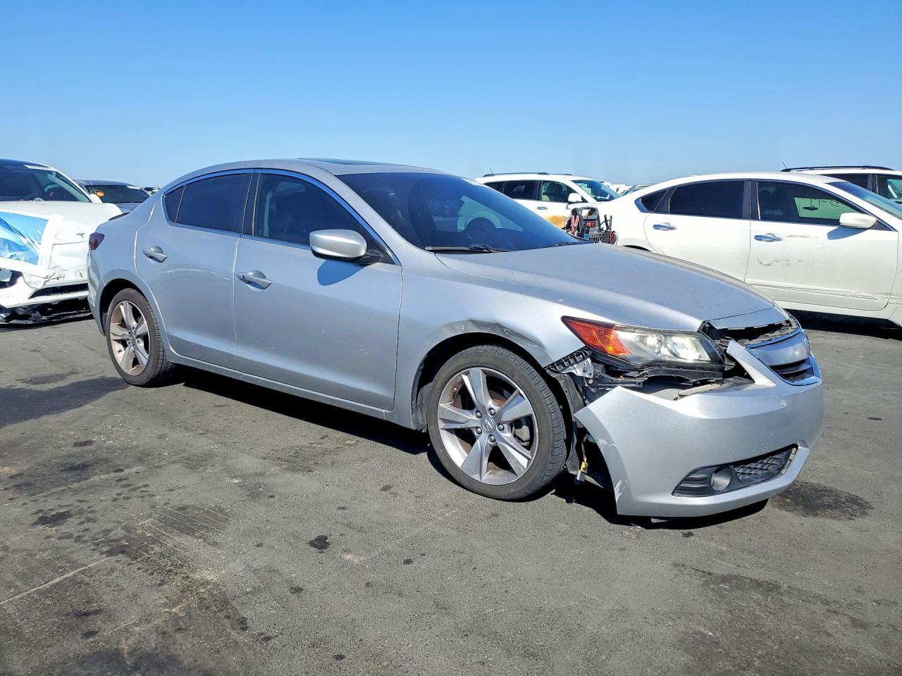 2013 Acura Ilx 20 Premium - Фото 4