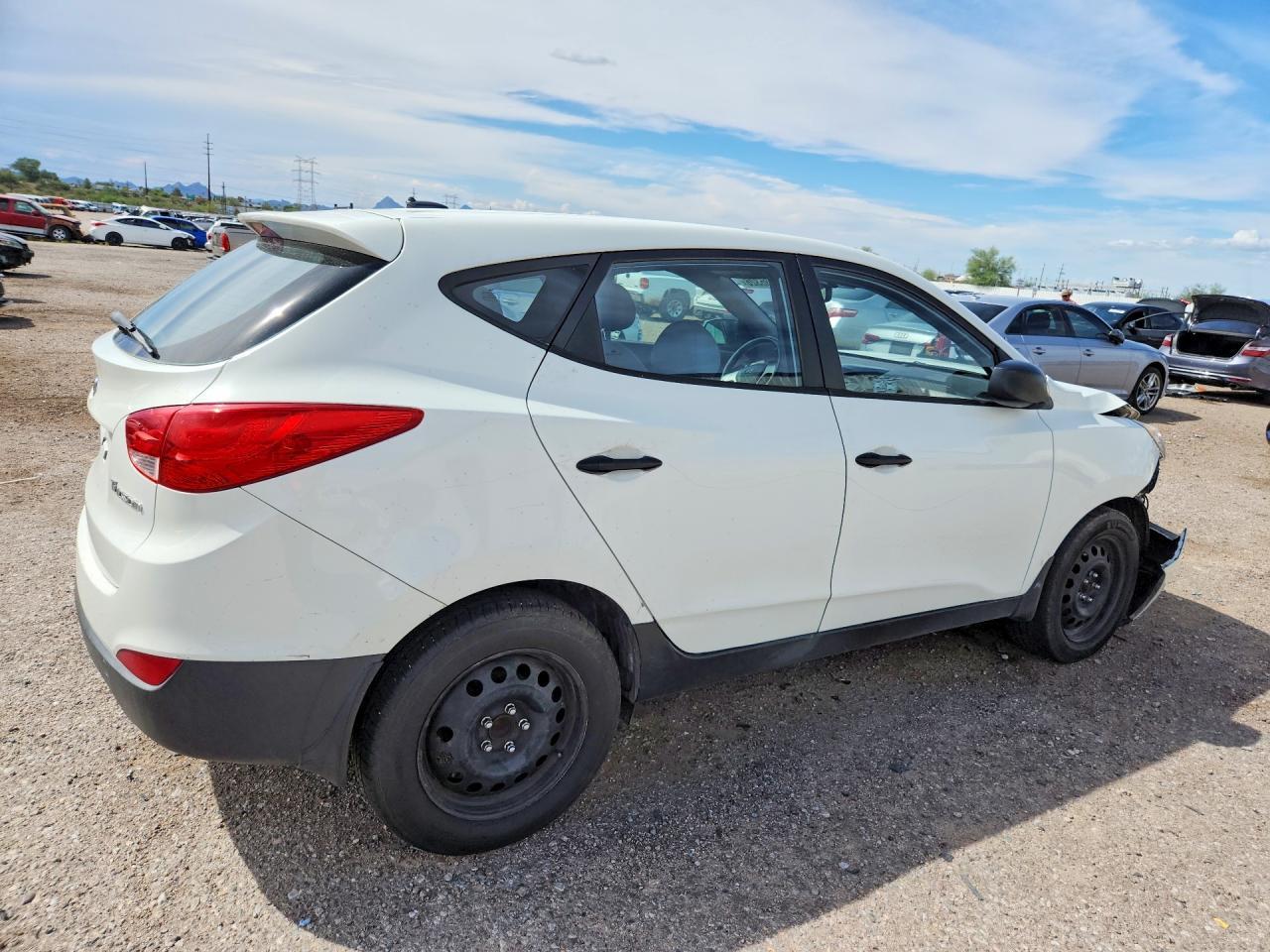 2011 Hyundai Tucson Gl - Image 3