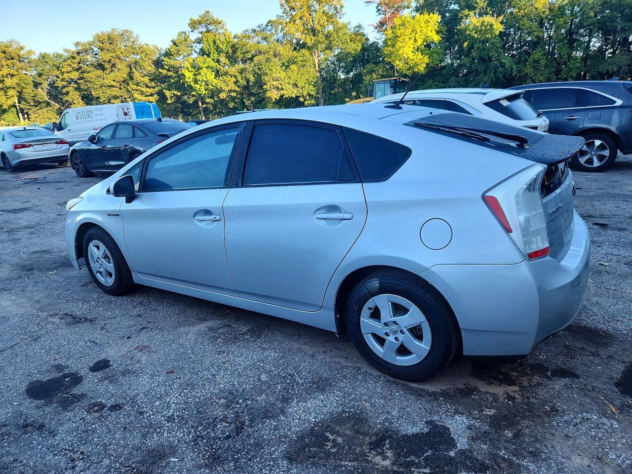 2010 Toyota Prius Ii - Image 2