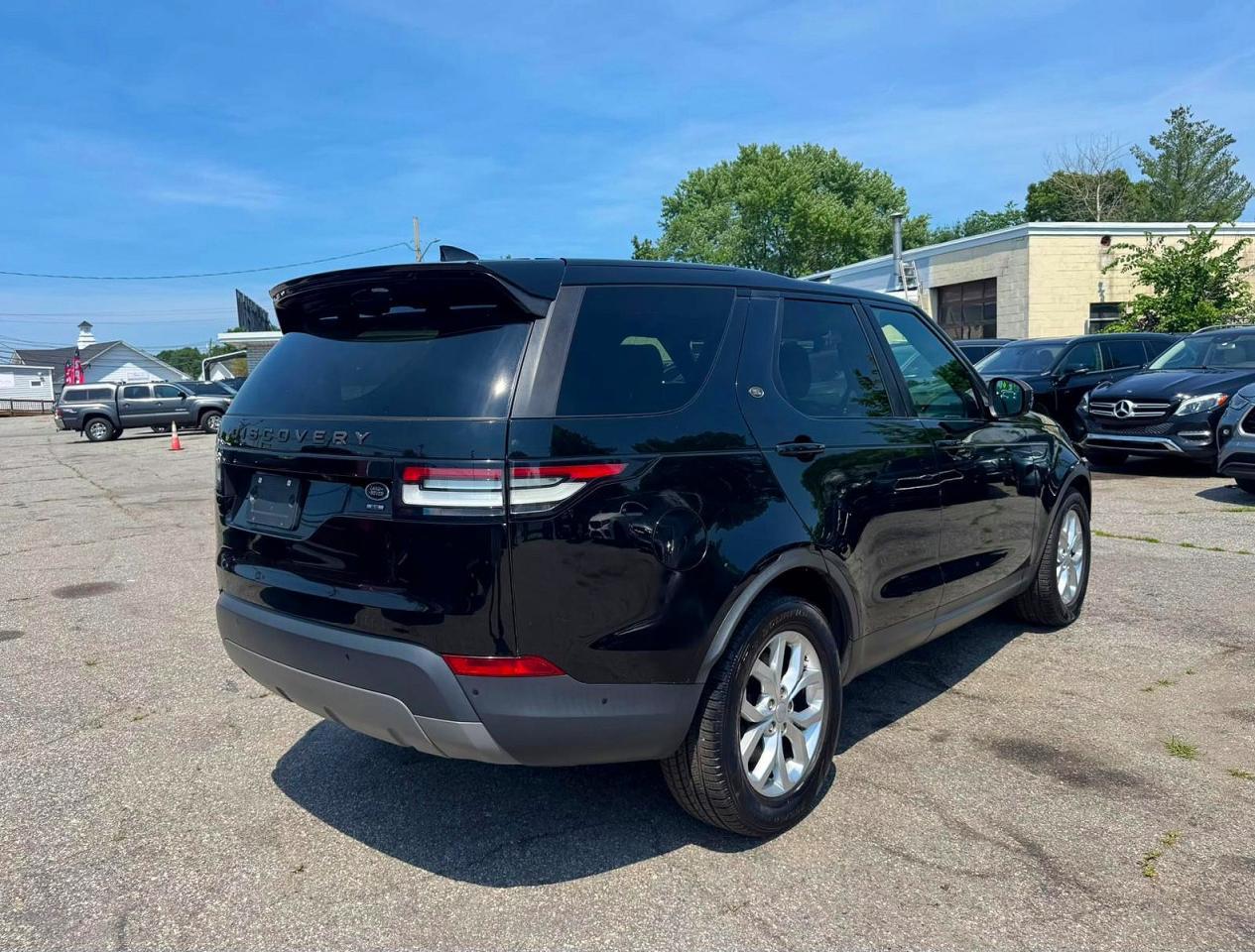 2020 Land Rover Discovery Se - Фото 4