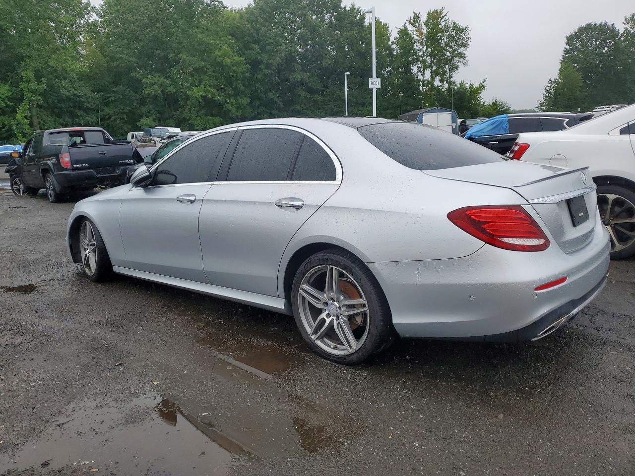 2017 Mercedes-Benz E 300 - Image 2