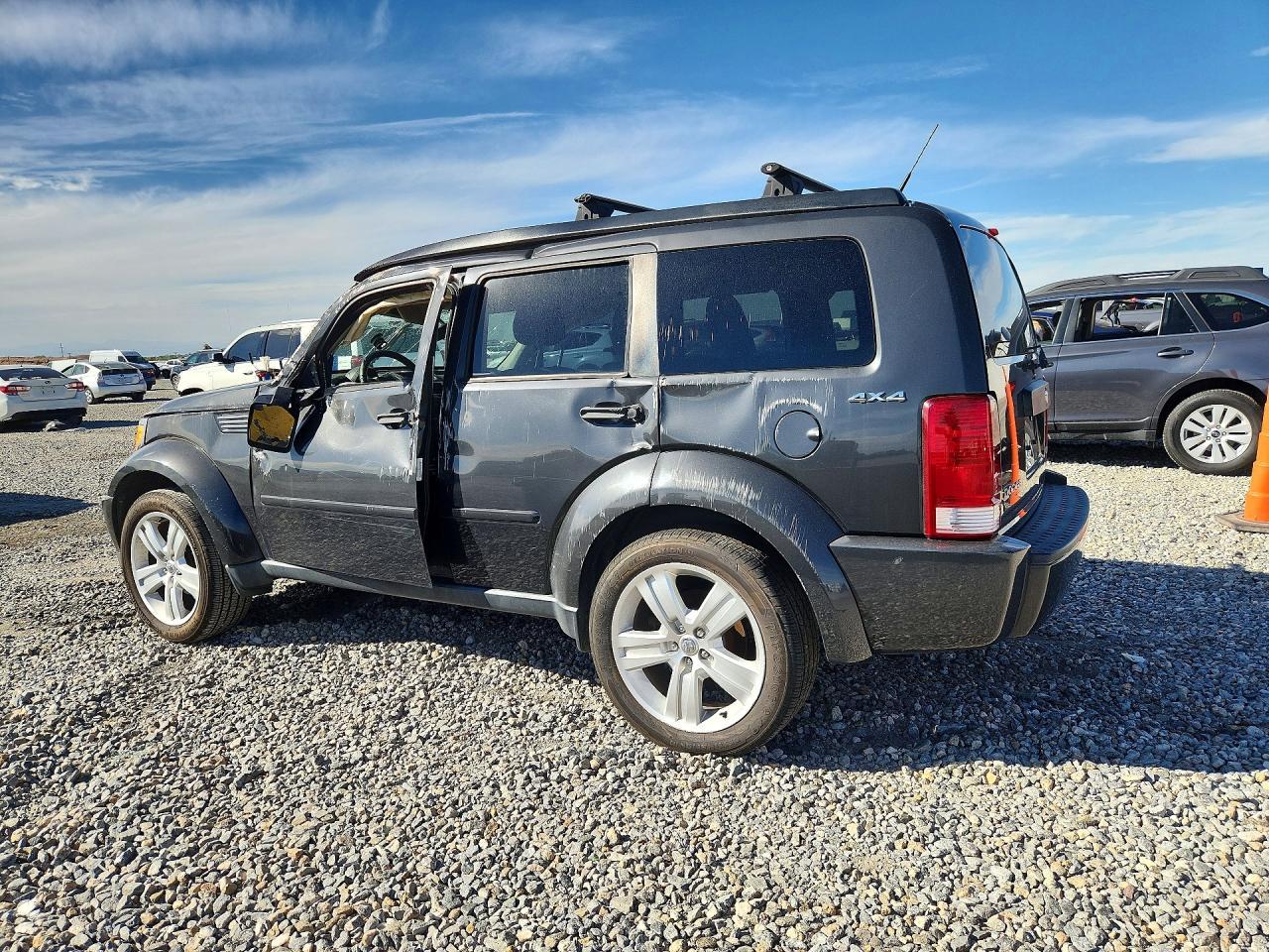 2011 Dodge Nitro Heat - Фото 2