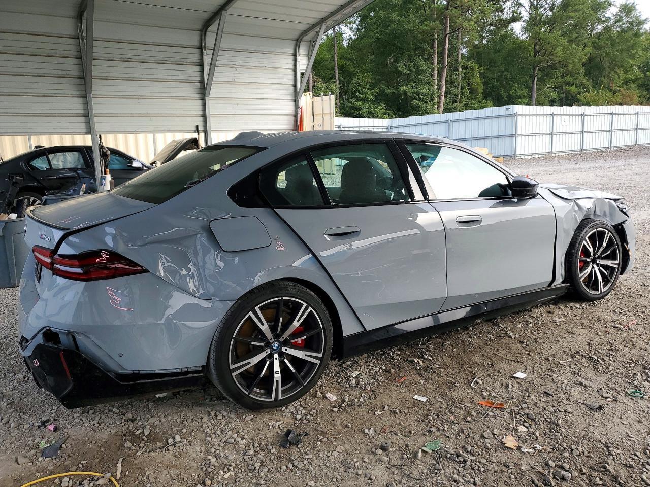2024 BMW I5 M60 - Фото 3