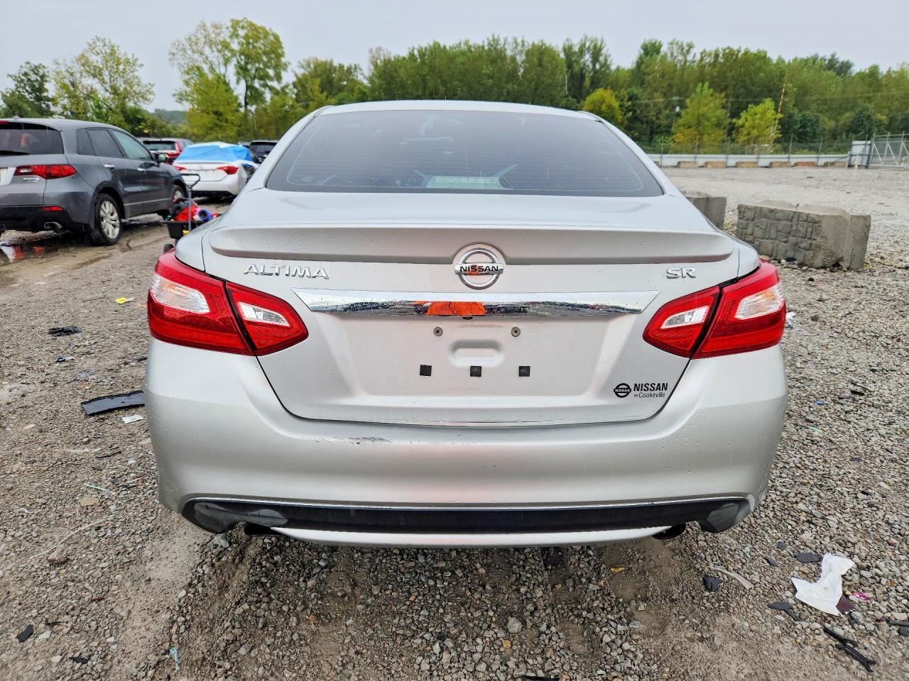 2016 Nissan Altima 2.5 Sr - Image 6