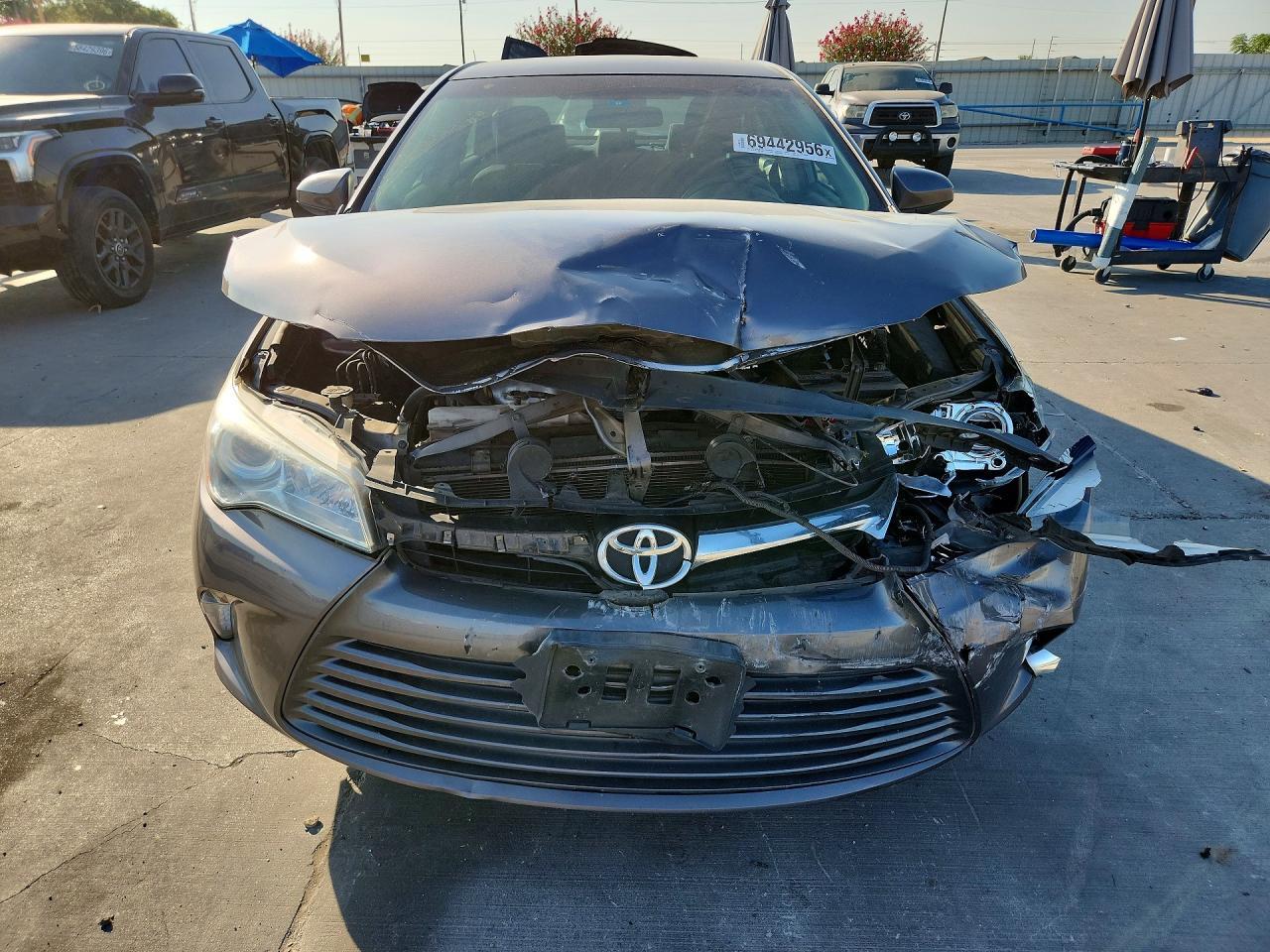 2015 Toyota Camry Le - Image 5