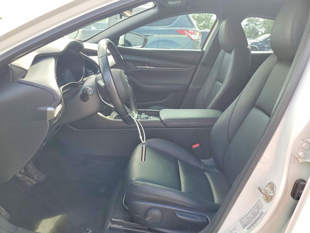 2022 Mazda 3 Select - Фото 7