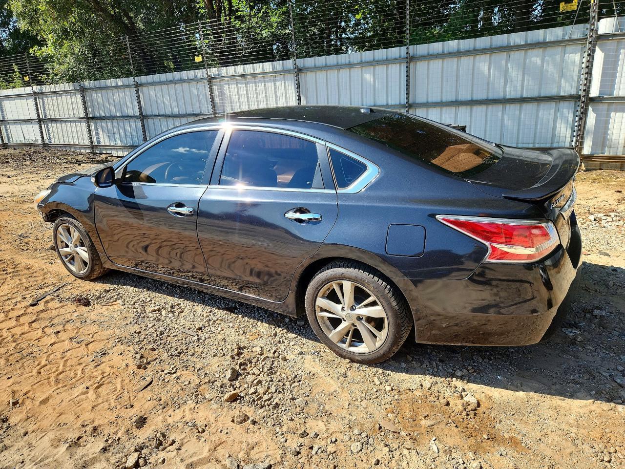 2013 Nissan Altima 2.5 - Фото 2
