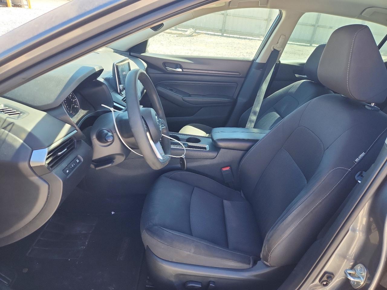 2020 Nissan Altima S - Фото 7