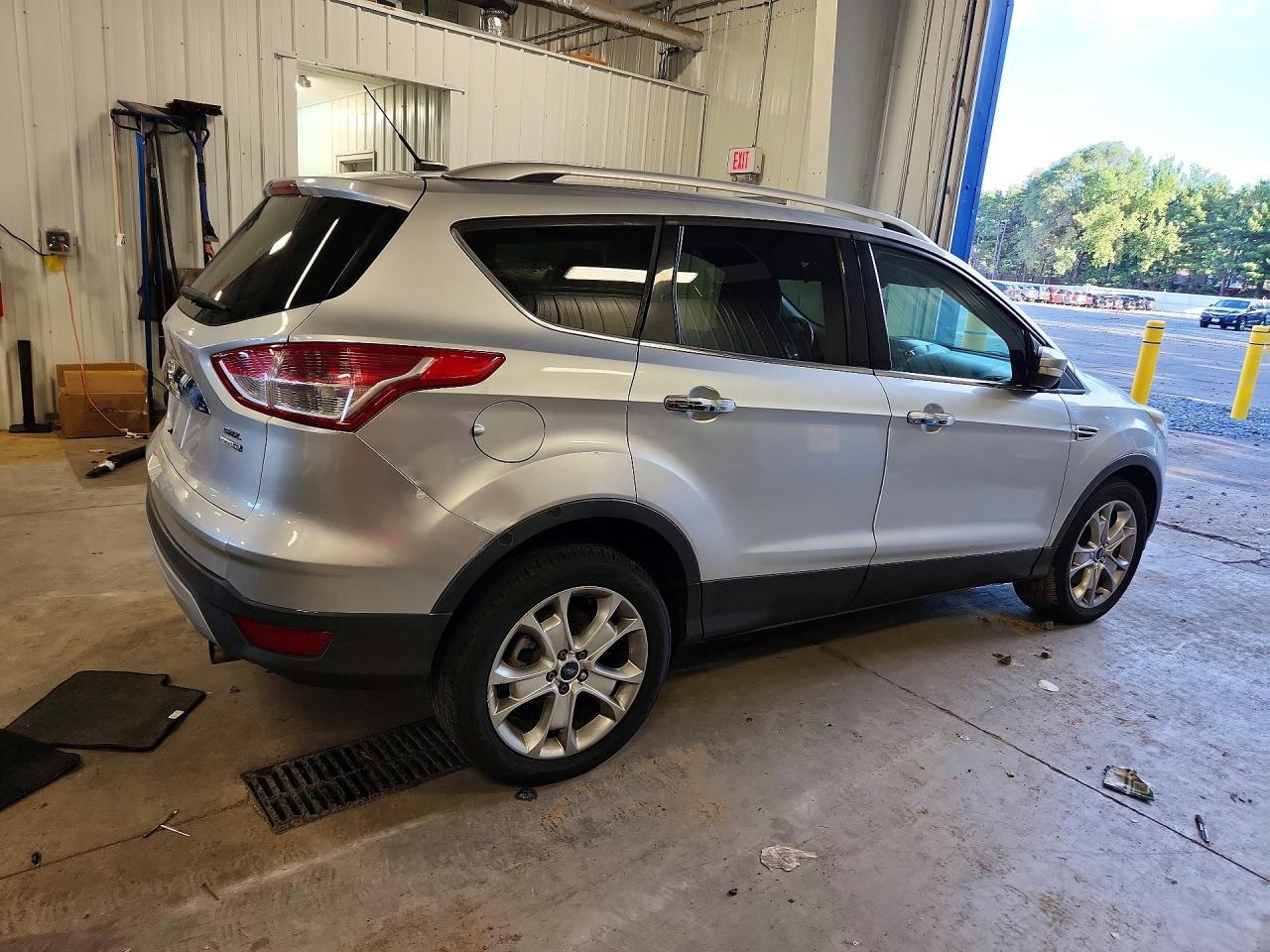 2013 Ford Escape Sel - Фото 3