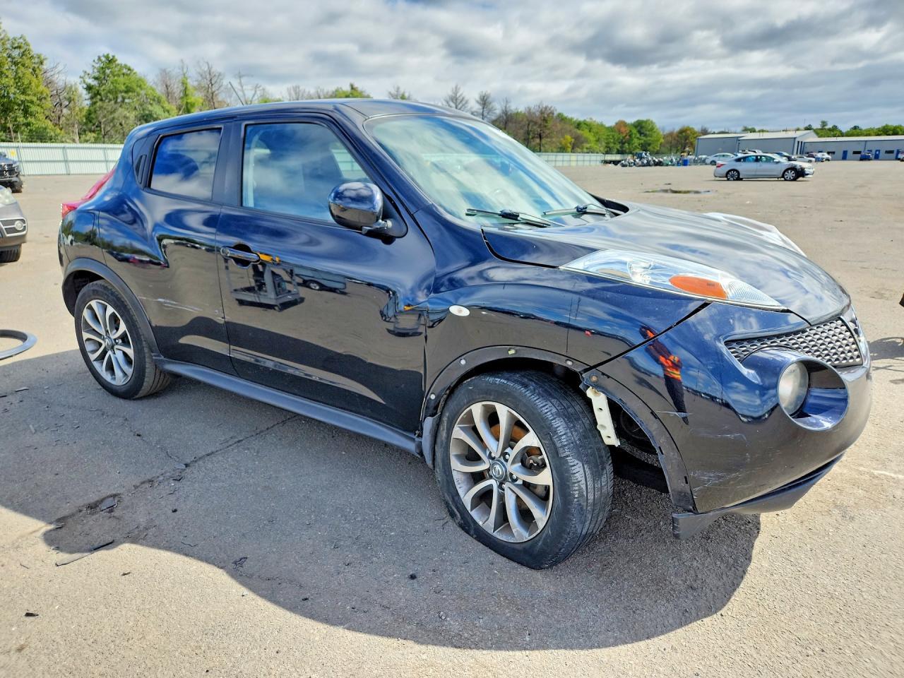 2011 Nissan Juke S - Фото 4
