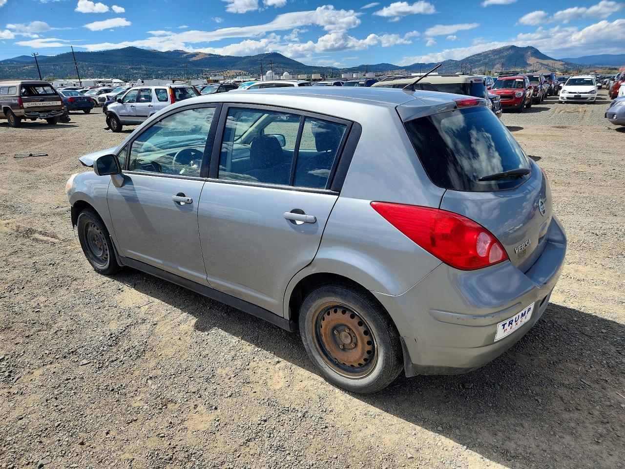 2009 Nissan Versa 1.8 S - Фото 2