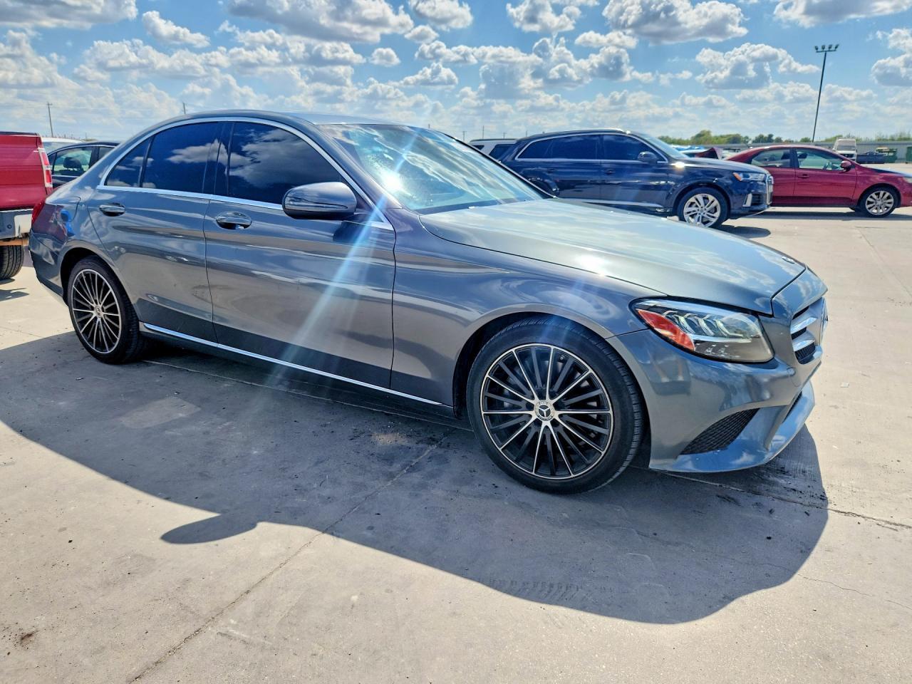 2019 Mercedes-Benz C 300 - Фото 4