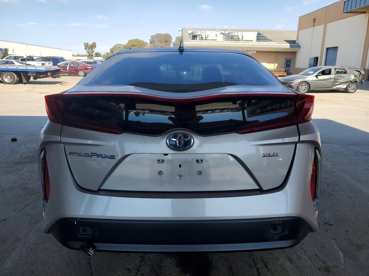 2022 Toyota Prius Prime Xle - Image 6