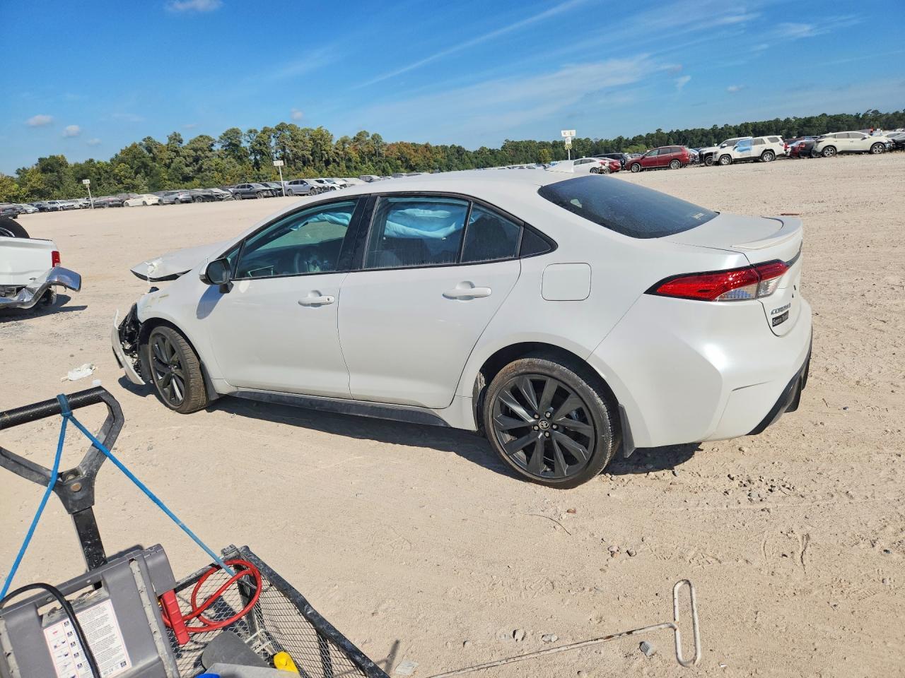 2025 Toyota Corolla Se - Фото 2