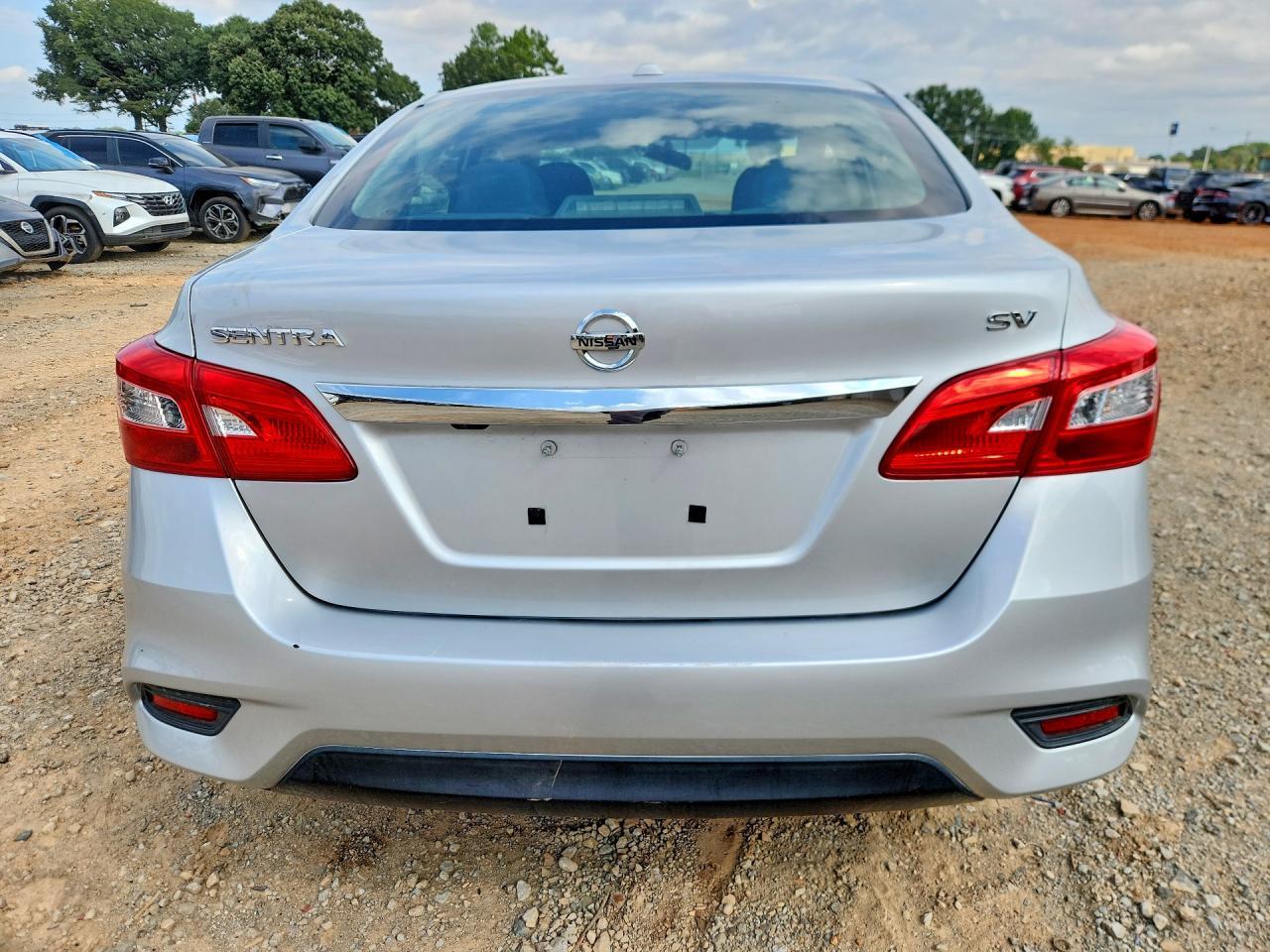 2019 Nissan Sentra Sv - Фото 6