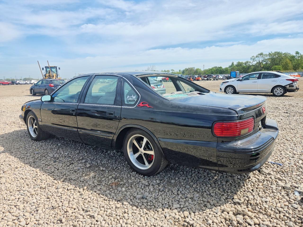 1996 Chevrolet Caprice / Impala Classic Ss - Фото 2