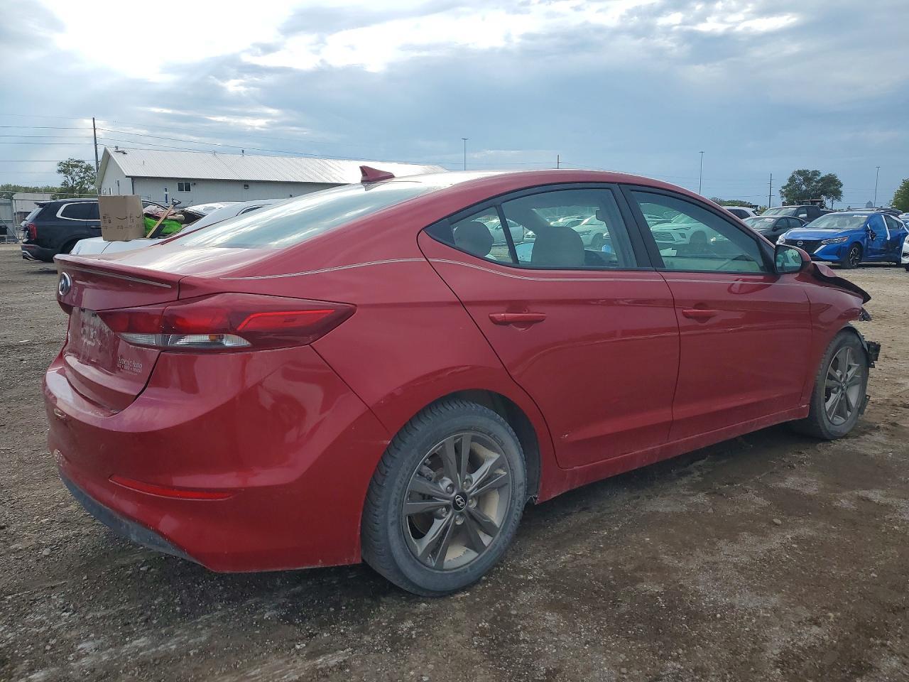 2018 Hyundai Elantra Sel - Фото 3