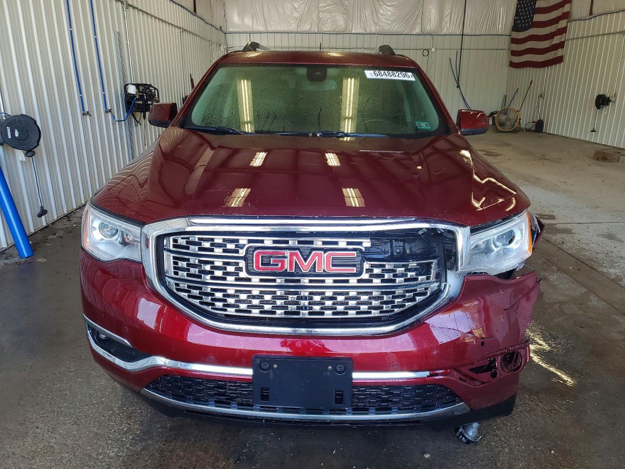 2017 GMC Acadia Denali - Фото 5