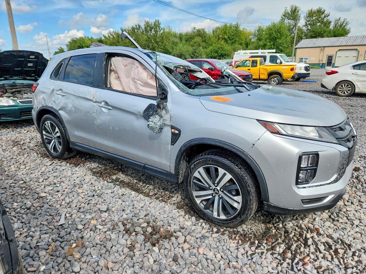 2021 Mitsubishi Outlander Sport Es - Фото 4