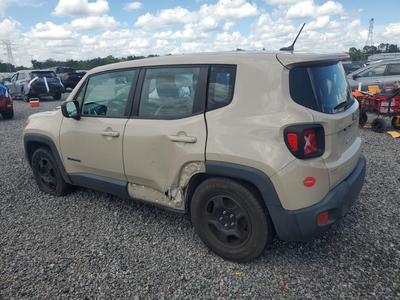 2016 Jeep Renegade Sport - Фото 2