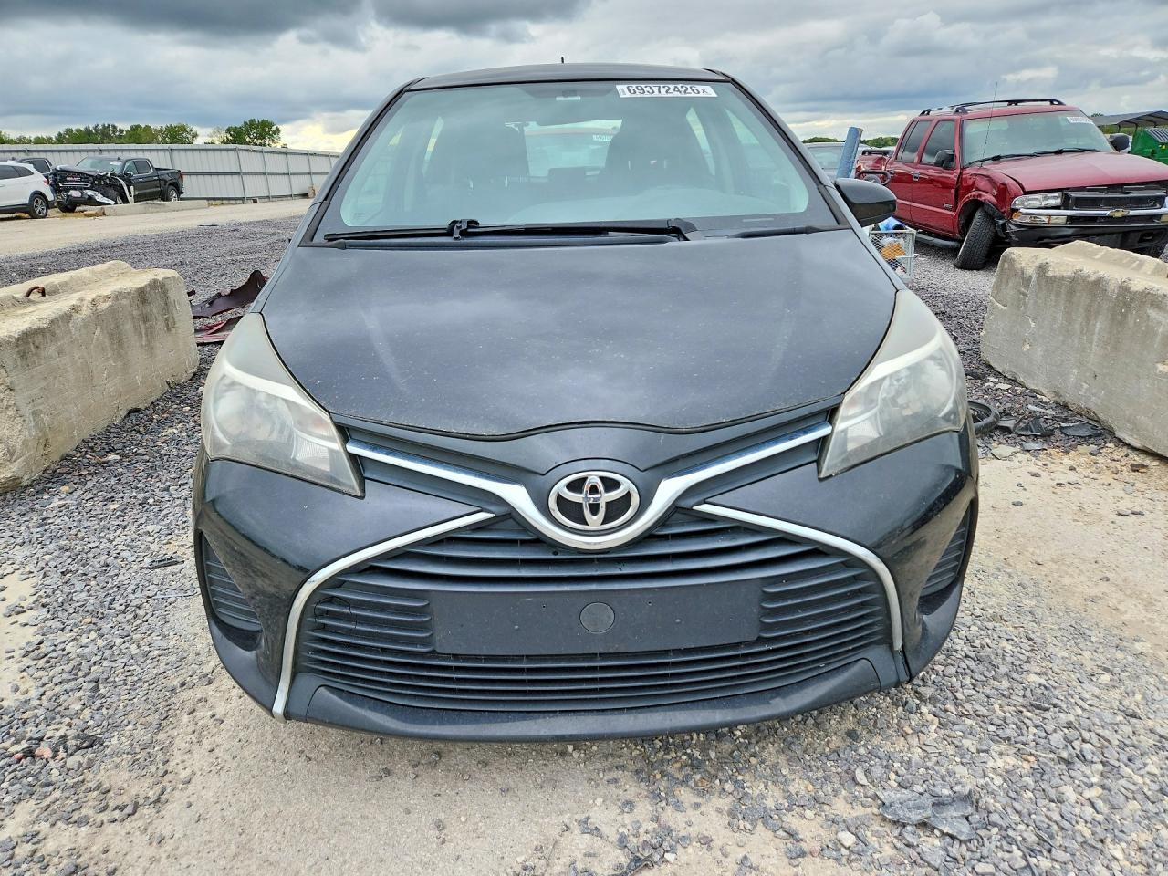 2016 Toyota Yaris 5-Door Le - Фото 5