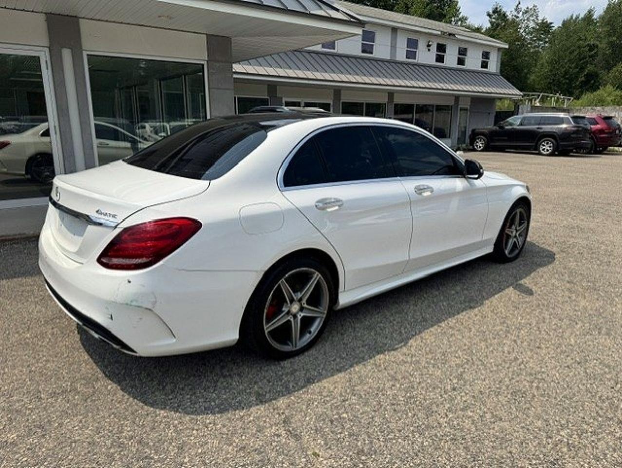 2015 Mercedes-Benz C 300 4Matic - Image 4