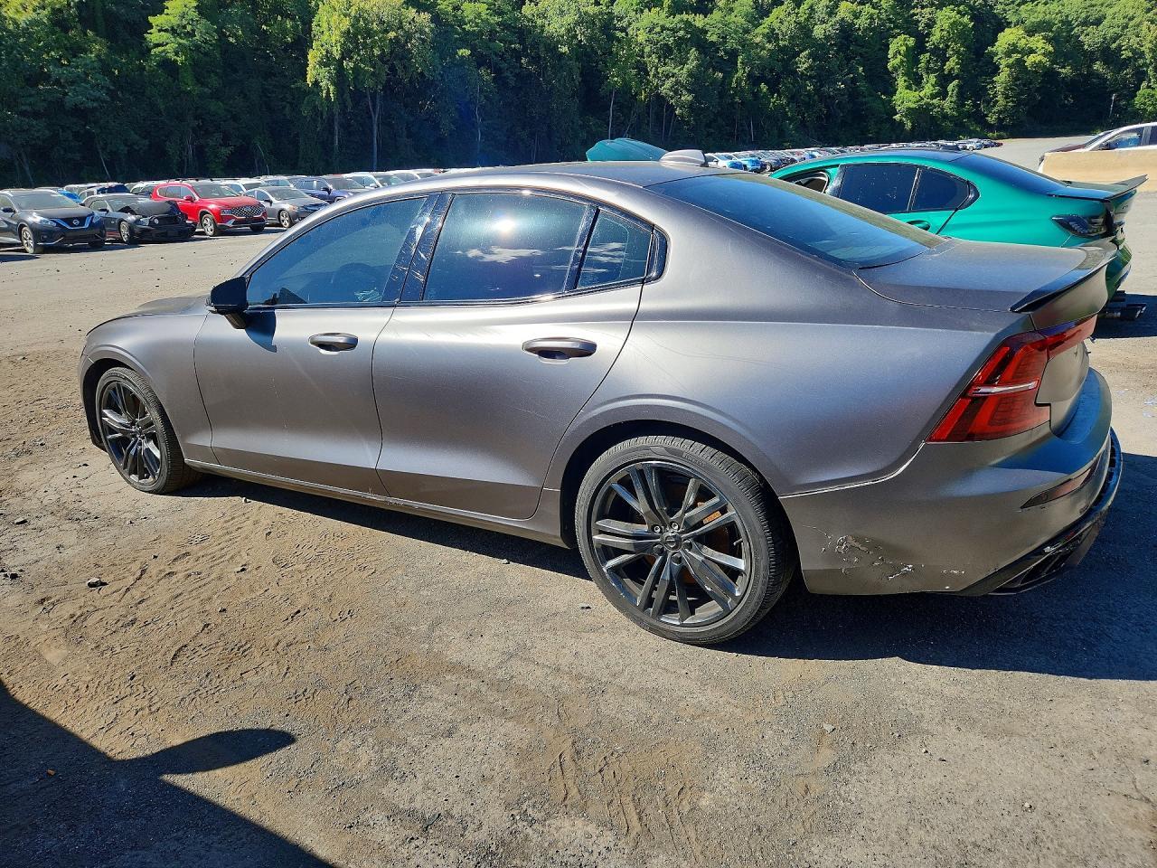 2021 Volvo S60 T6 R-Design - Фото 2