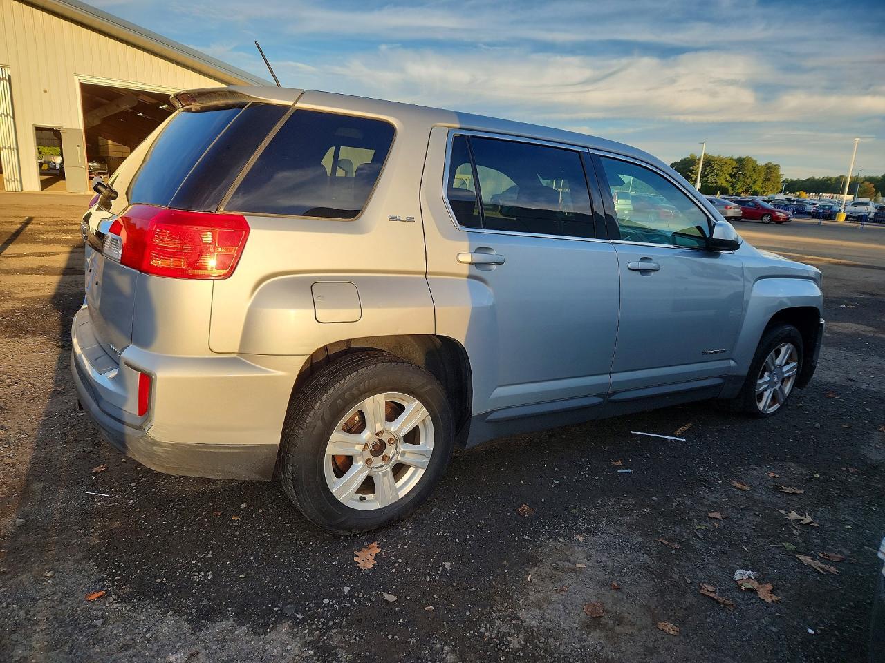 2016 GMC Terrain Sle - Image 3