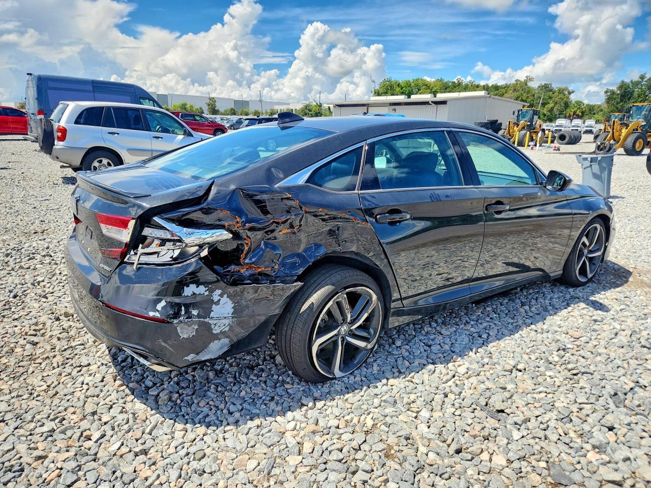 2021 Honda Accord Sport - Фото 3
