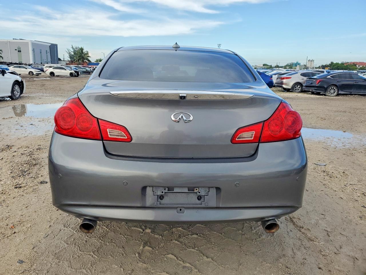 2013 Infiniti G37 Sedan Journey - Image 6
