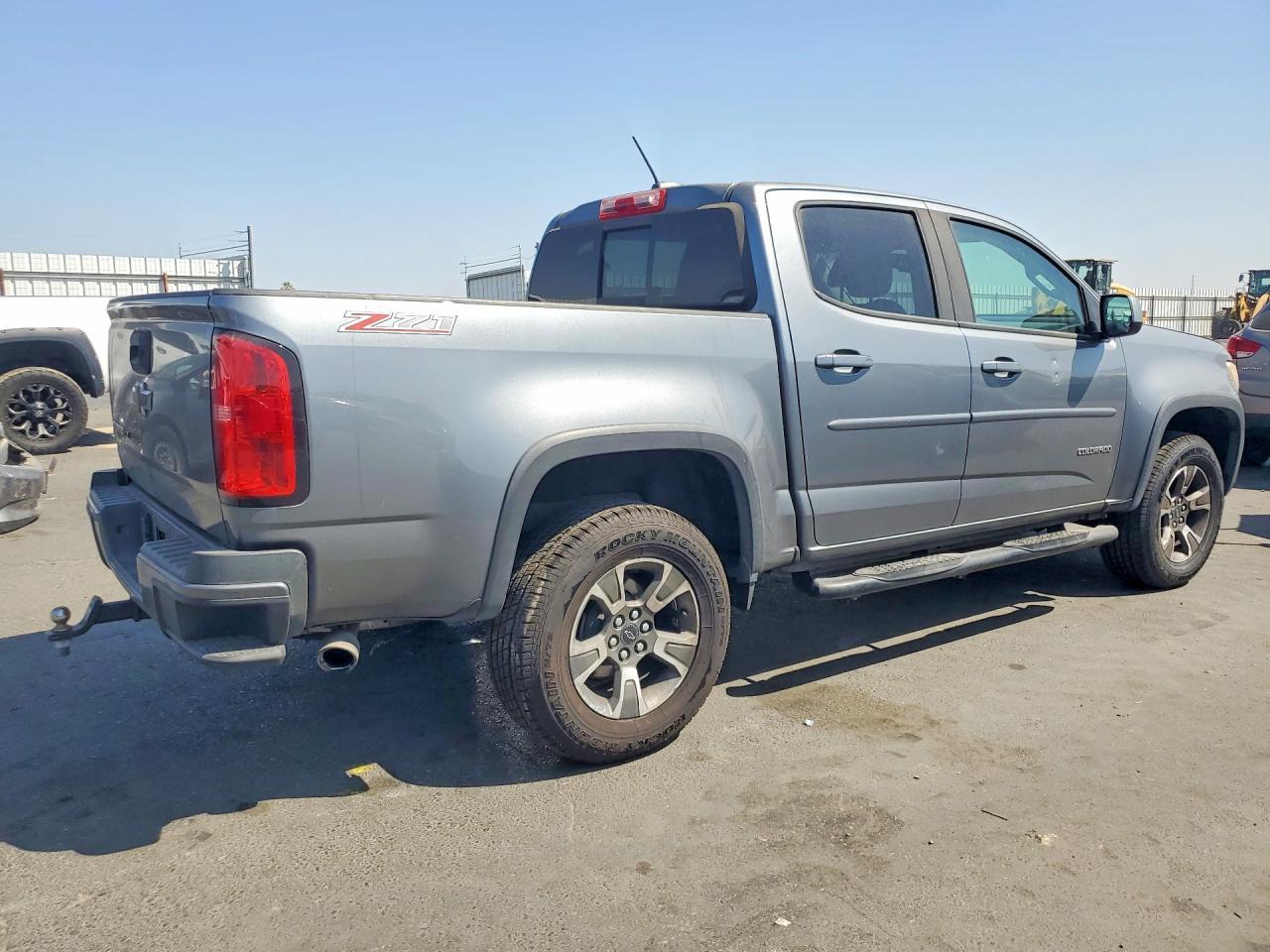 2018 Chevrolet Colorado Z71 - Фото 3