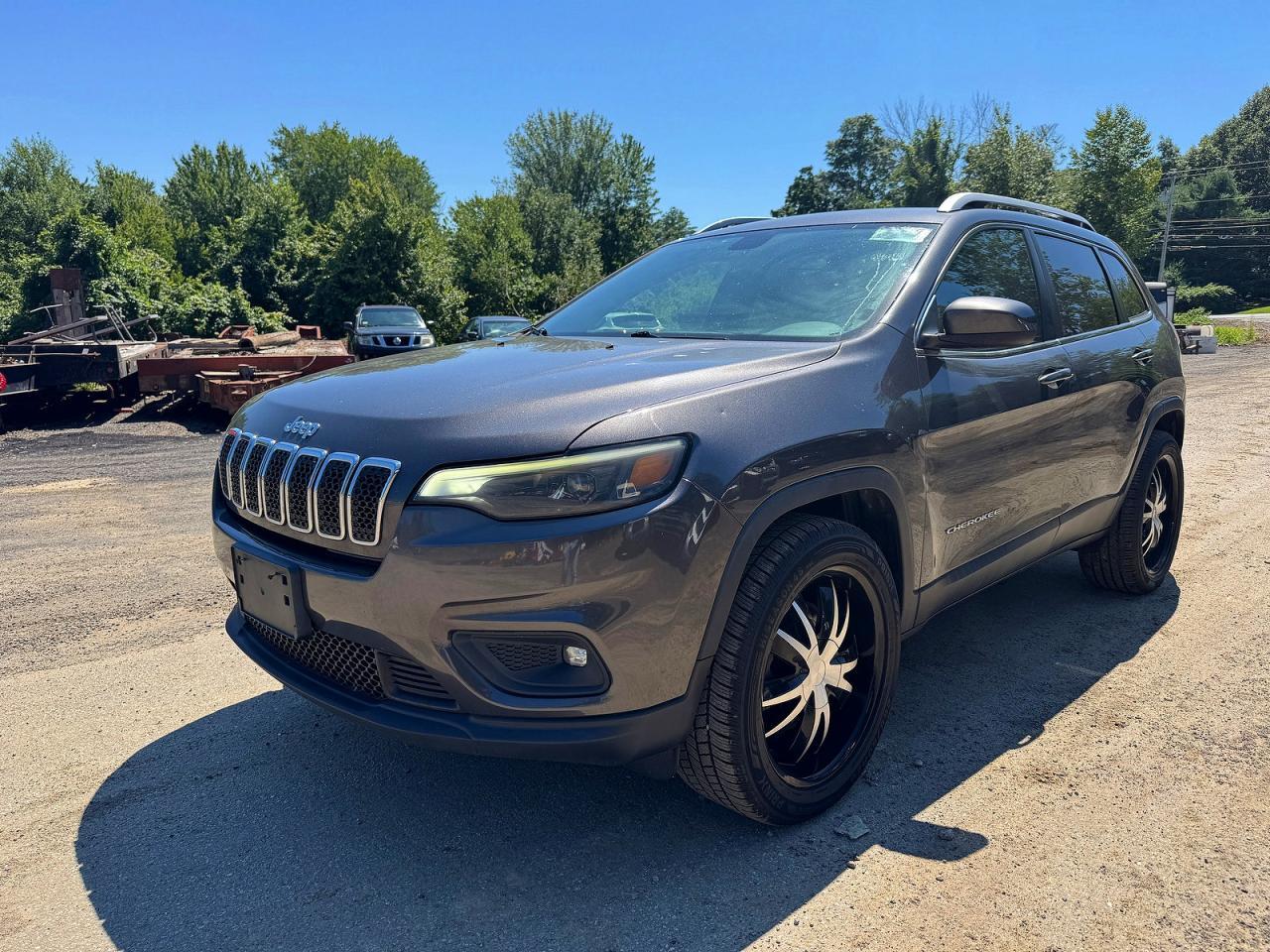 2019 Jeep Cherokee Latitude Plus - Фото 2
