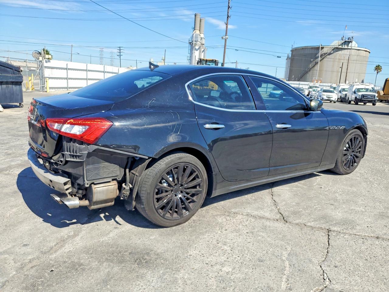 2016 Maserati Ghibli S - Image 3