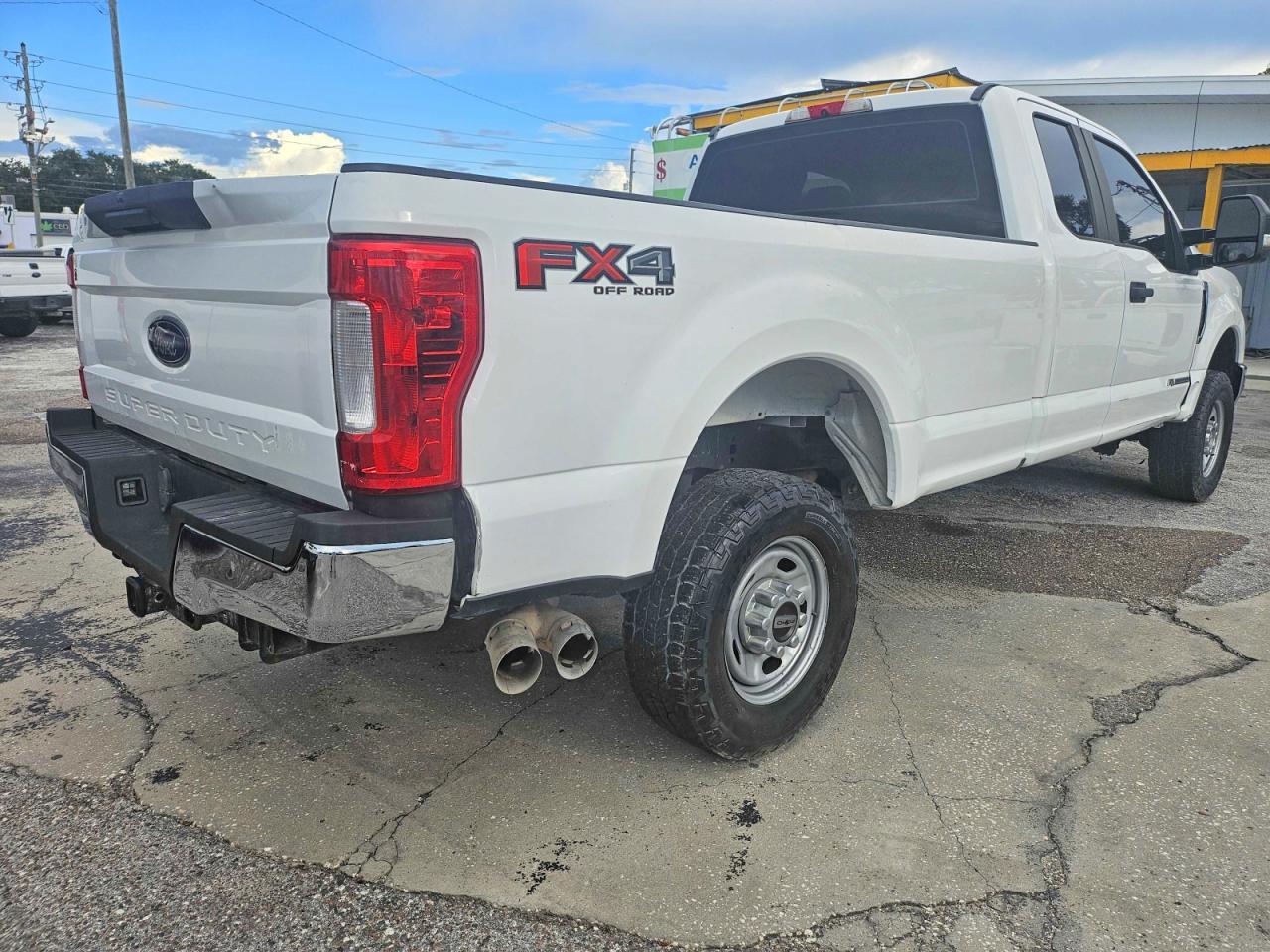2019 Ford F250 Super Duty - Image 4