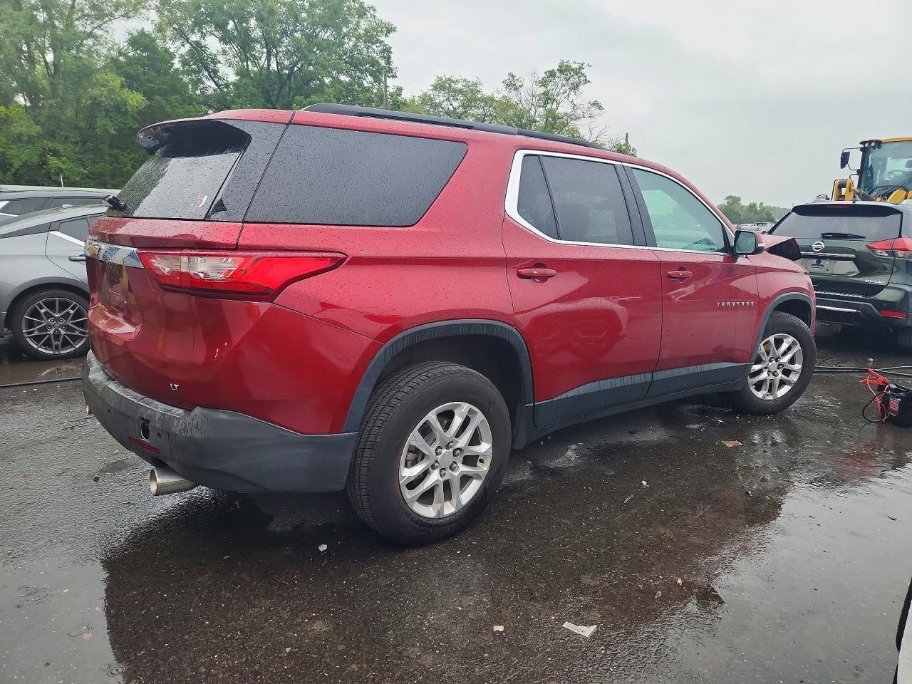 2019 Chevrolet Traverse Lt - Фото 3