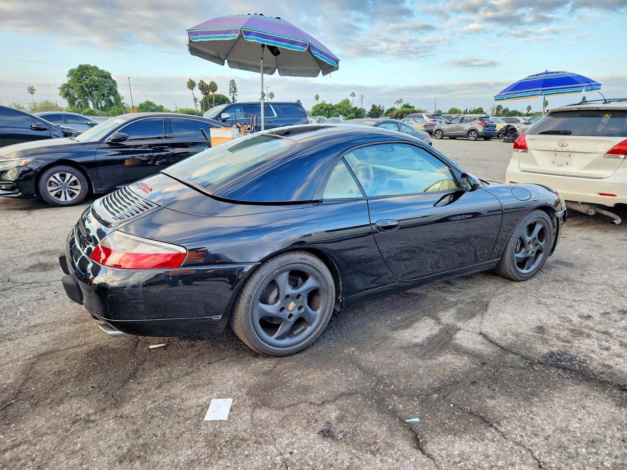 2000 Porsche 911 Carrera 2 - Фото 3