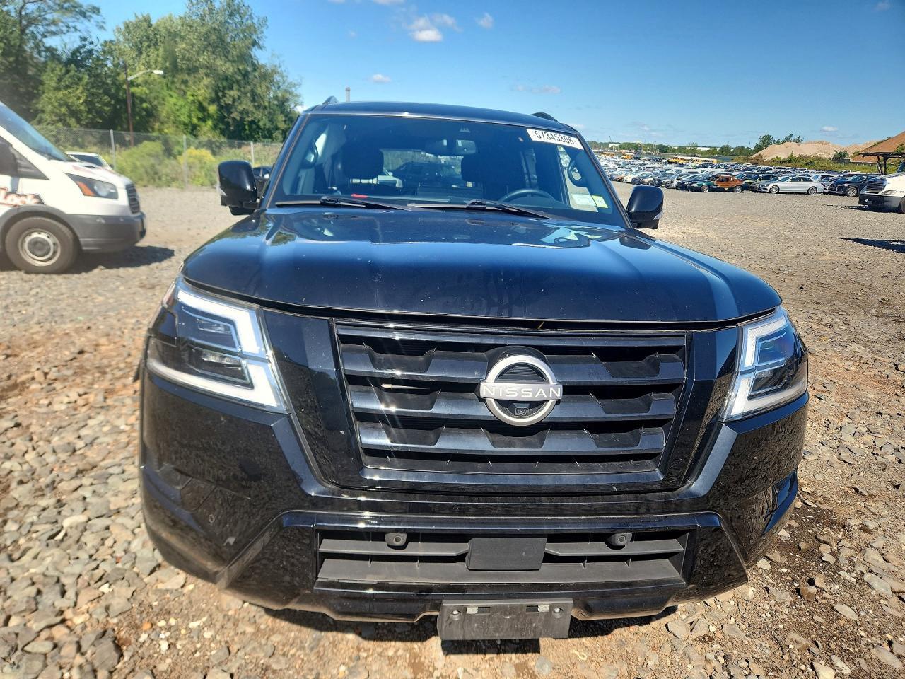 2024 Nissan Armada Sl - Image 5