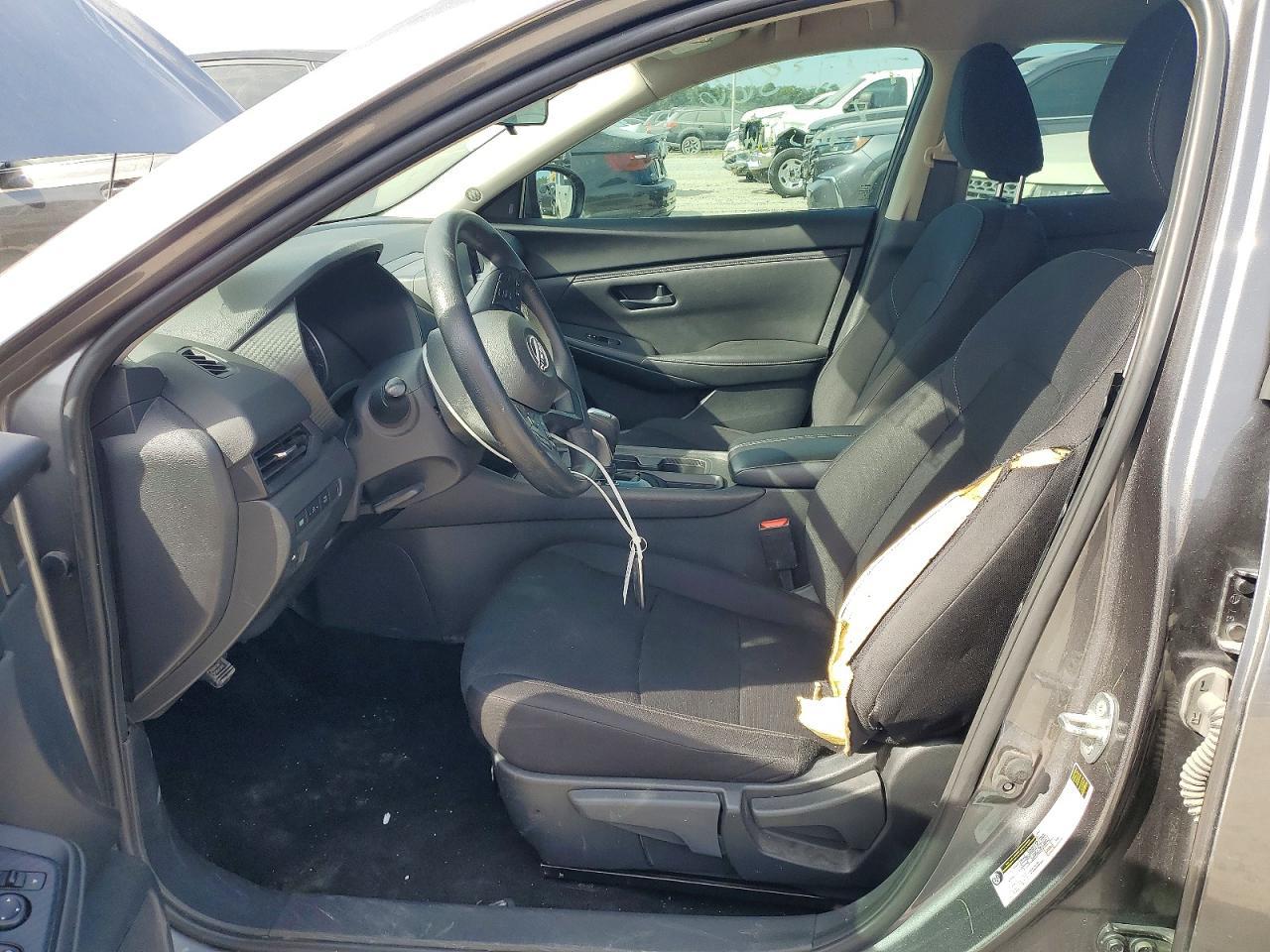 2024 Nissan Sentra S - Image 7