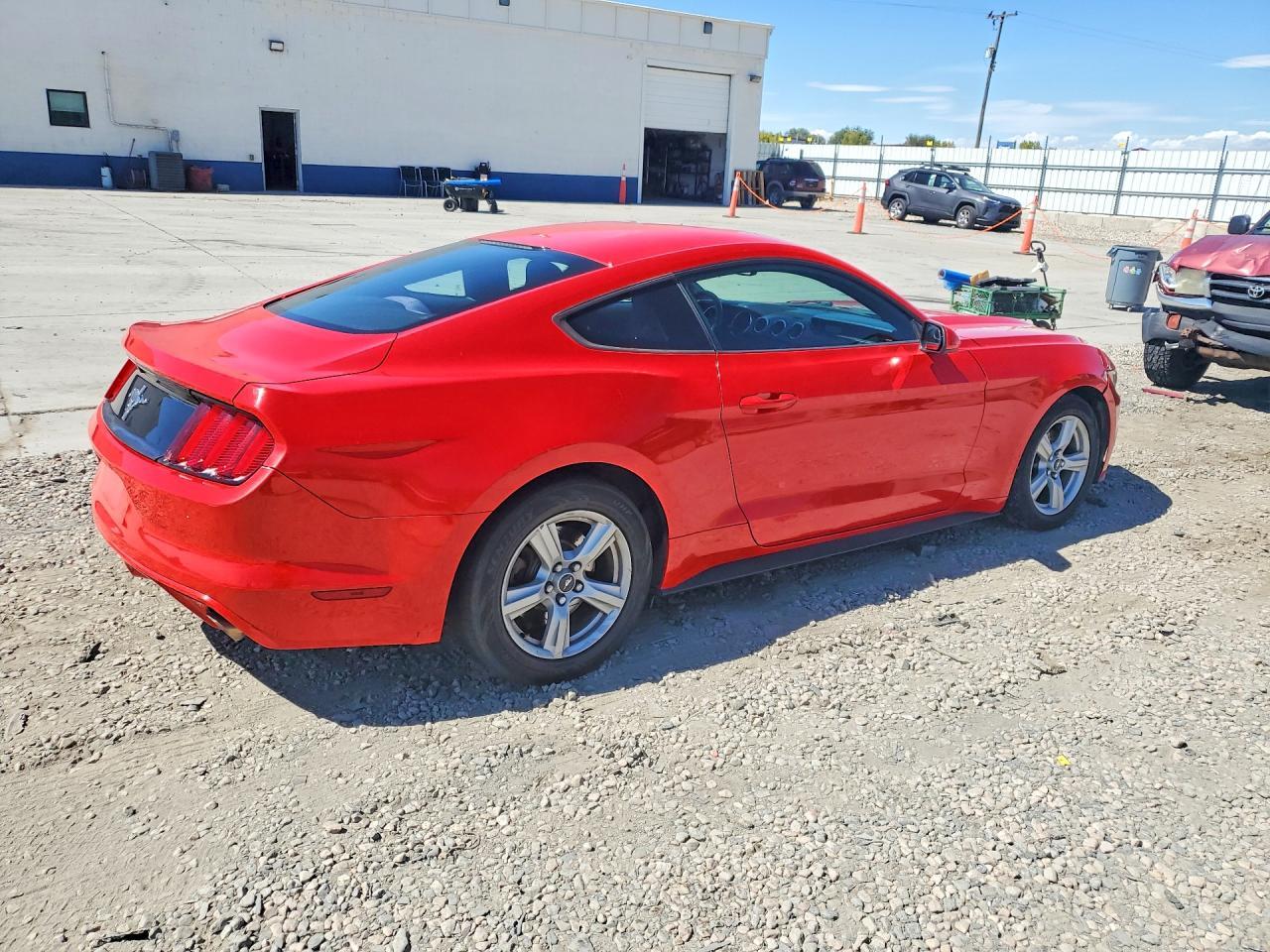 2016 Ford Mustang - Фото 3